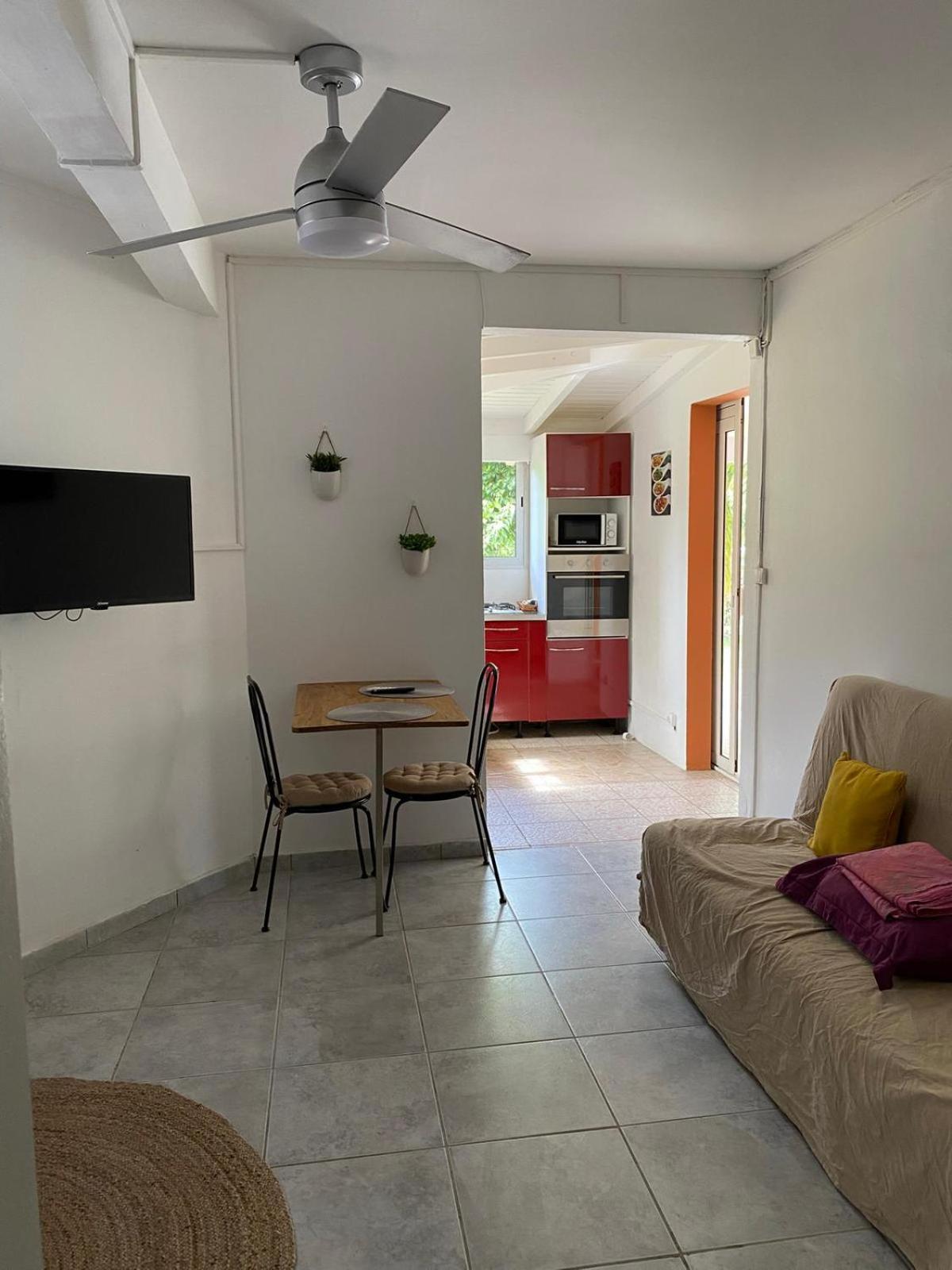 Aquaverde Eco Et Confort- Bas De Villa Avec Jardin Et Parking Le Gosier  Exterior foto